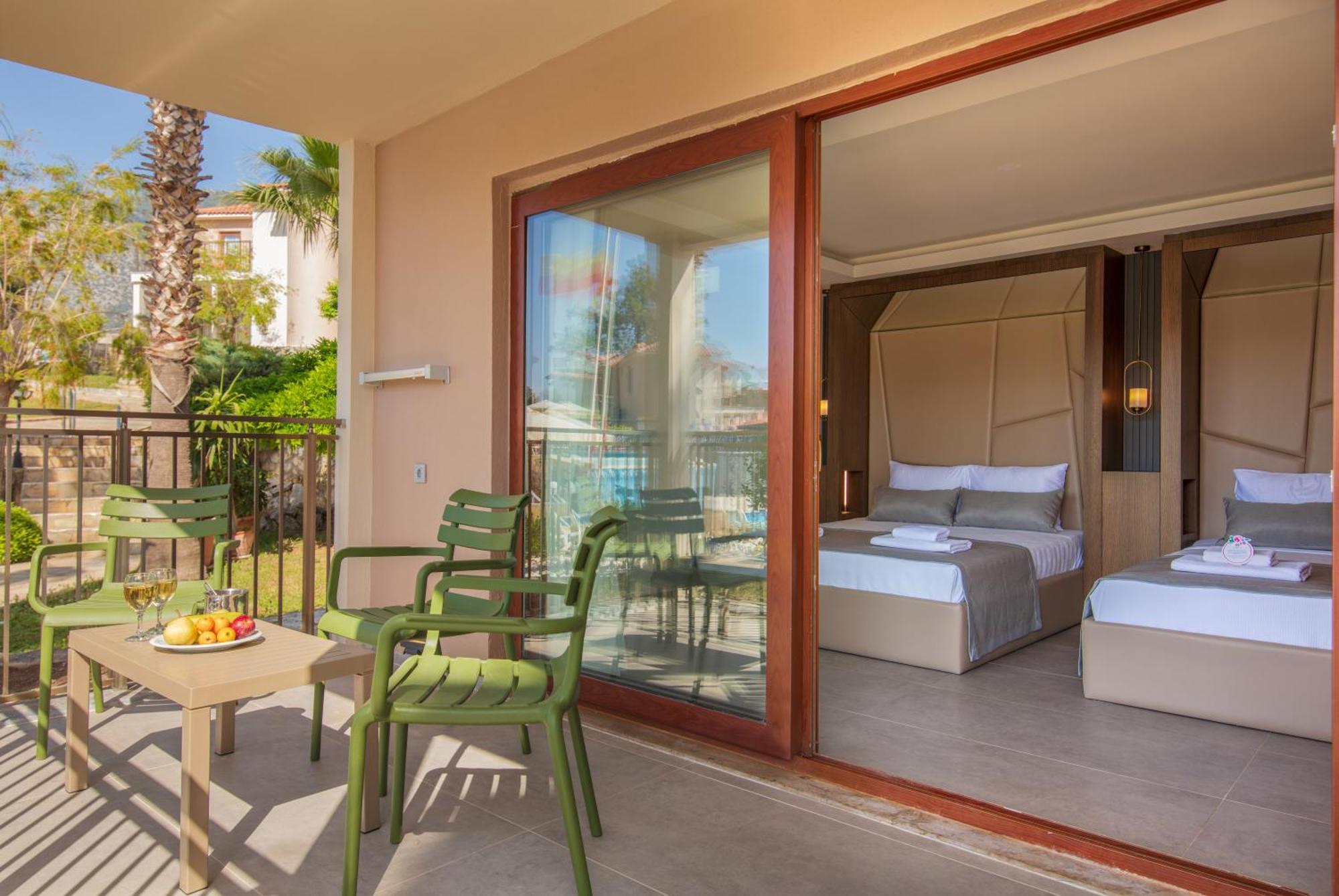 Orka World Hotel & Aquapark Ölüdeniz Extérieur photo